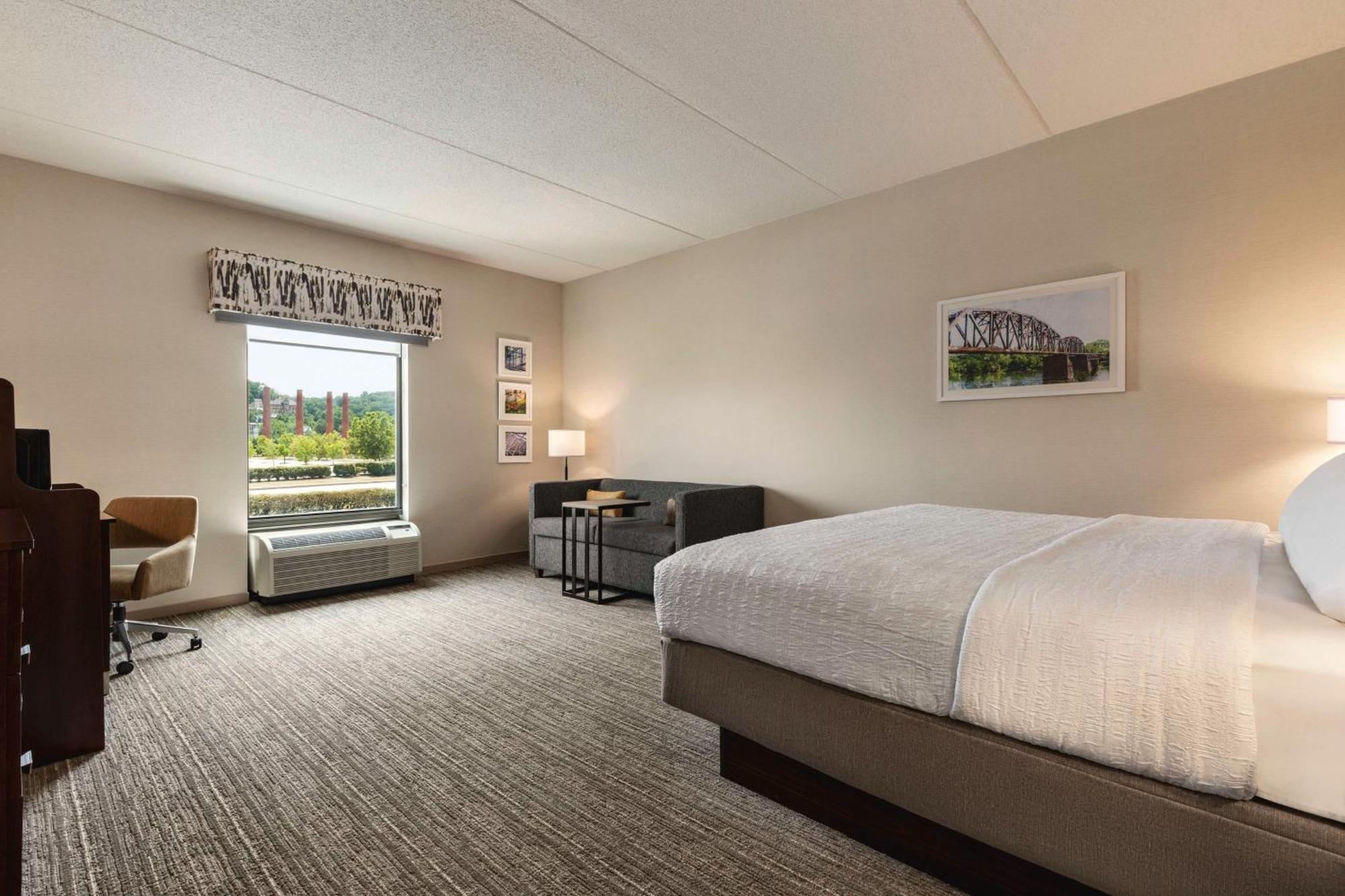 Hampton Inn & Suites Pittsburgh Waterfront West Homestead Exterior foto