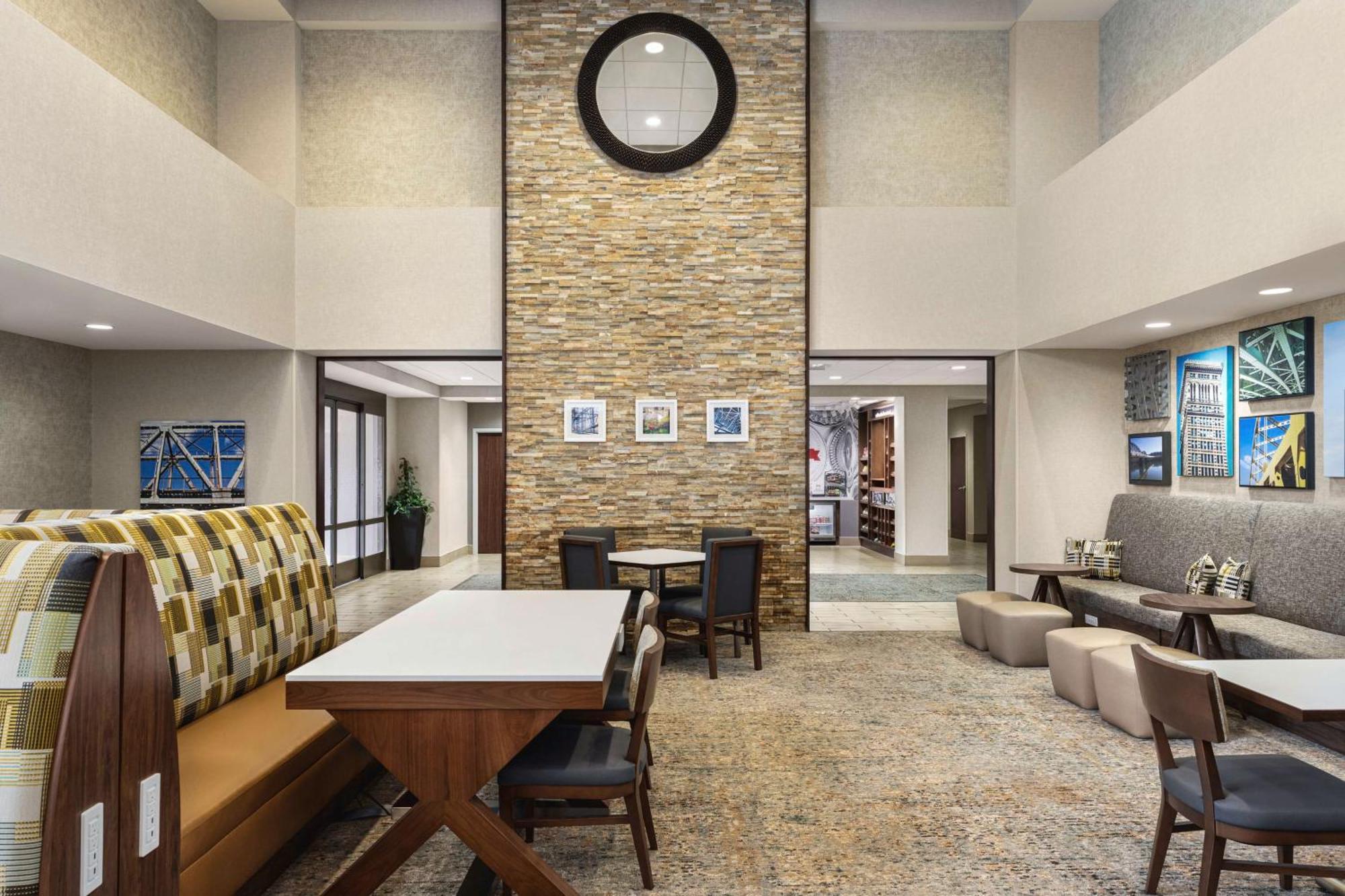 Hampton Inn & Suites Pittsburgh Waterfront West Homestead Exterior foto